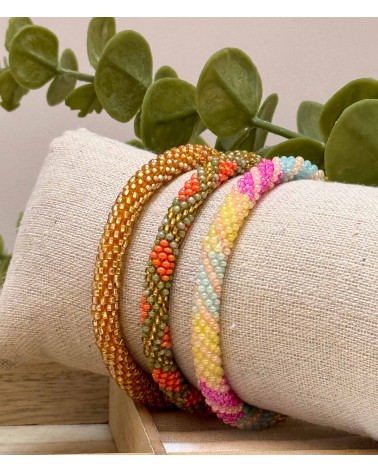 Bracelet népalais - beige - orange - multicolore - coloré  - flèche - doré - perles - tissé à la main - été
